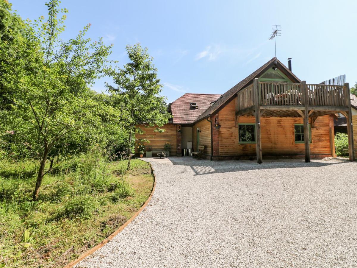Old Wood Coach House Villa Lincoln Dış mekan fotoğraf